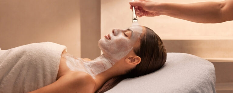 ANTI-AGING GESICHTSBEHANDLUNG