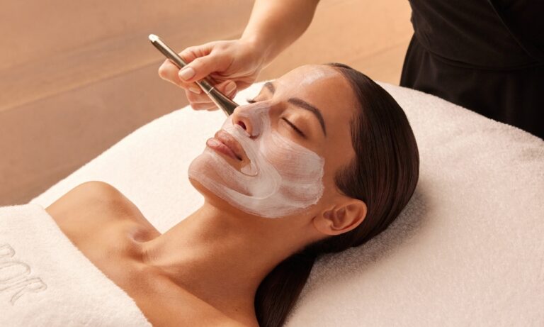 KLASSISCHE GESICHTSBEHANDLUNG